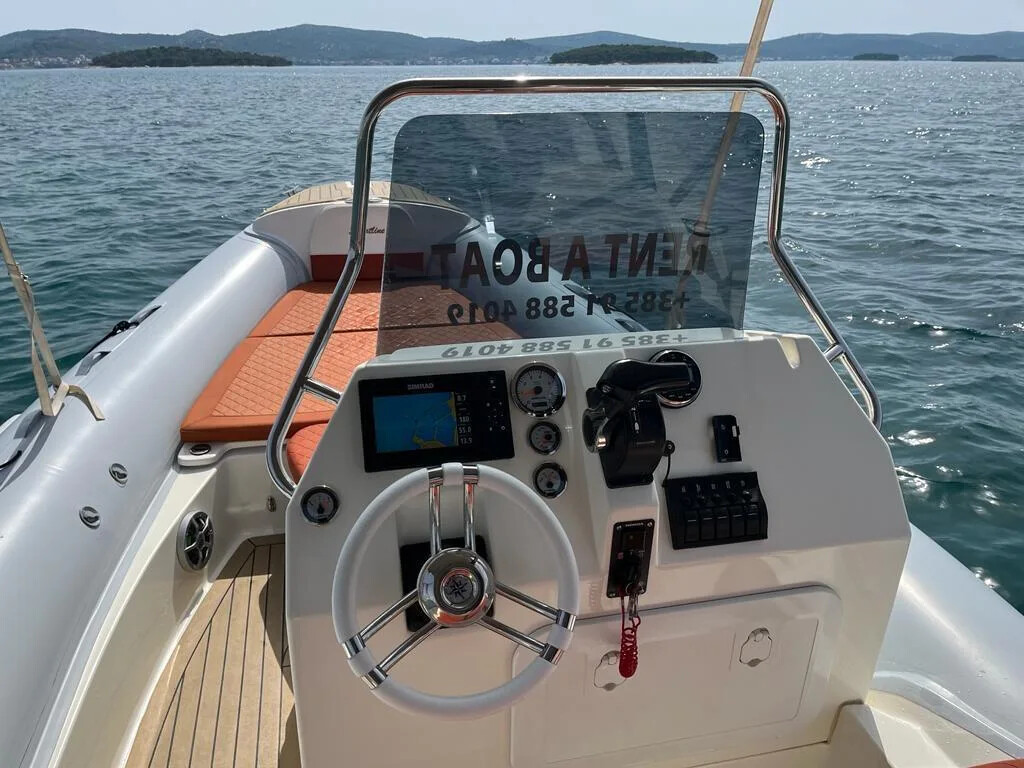 Ris Marine 650 Exclusive